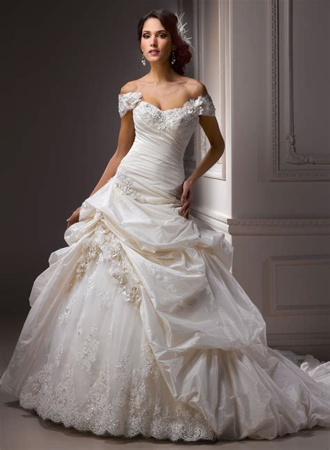Best Ball Gowns Wedding Dress Don T Miss Out Blinkdress3