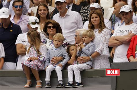 Roger federer • top10 sabr trick shots. Sus cuatro hijos, los fans más divertidos de Roger Federer ...