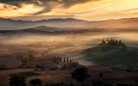 Nature Landscape Sunrise Mist Tuscany Italy Field Trees Hill