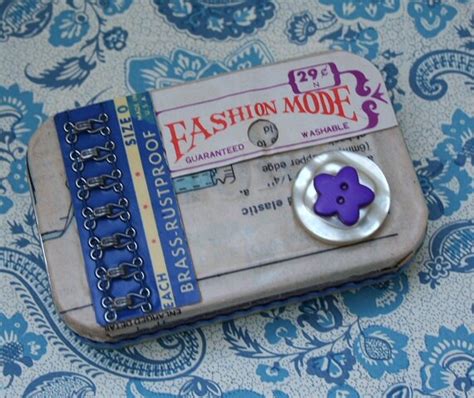 Altered Altoid Tin Traveling Sewing Kit