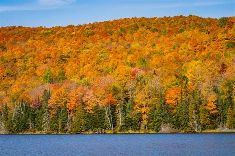 Beautiful Fall Day On Crystal Lake Stock Image Image Of Green Hill