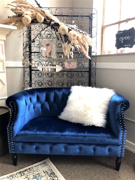 Maybe you would like to learn more about one of these? Velvet Cobalt Blue Loveseat | Sillones para dos