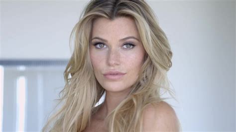Picture Of Samantha Hoopes