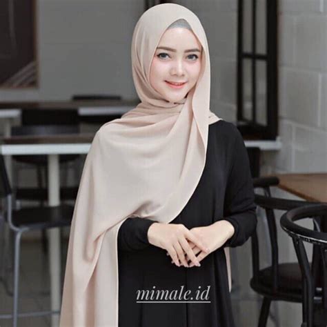 10 Tutorial Hijab Pashmina Yang Bisa Kamu Contek Rebecca Deavers