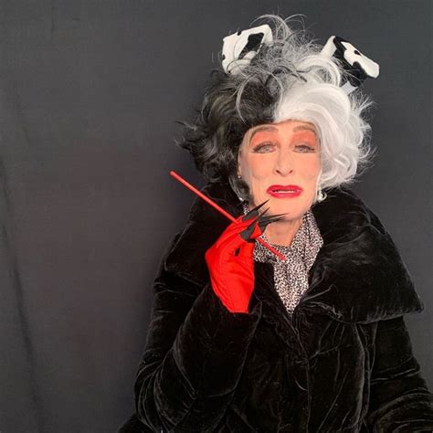 See more ideas about cruella de vil, glenn close, cruella. Glenn Close reencarna Cruella De Vil para evento ...