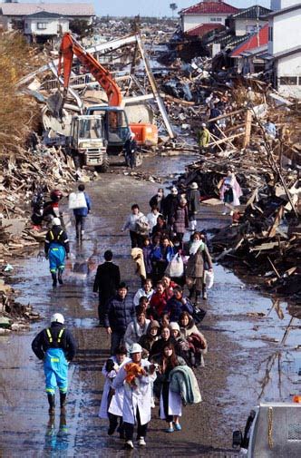 Tsunami Hit Japan 24 Hours Later World Dawncom