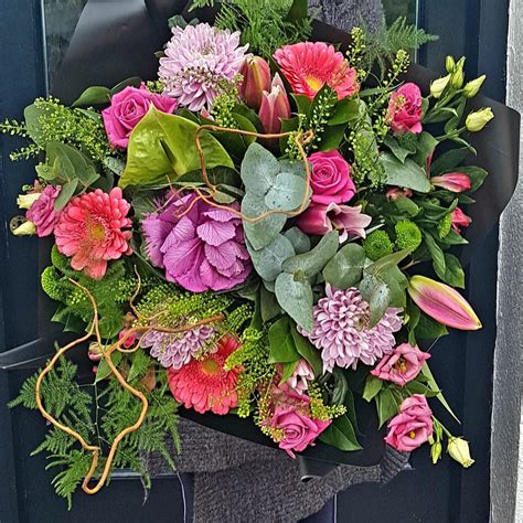 Fast delivery and really informative as it even keeps an eye on the weather forecast for the. Dublin 15 Florist-Castleknock Flower Delivery