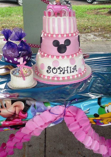Simplyiced Party Details Minnie Mouse Sophias 1st Birthday Party