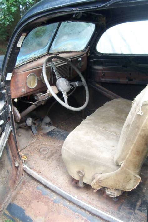 1939 Ford Interior Barn Finds