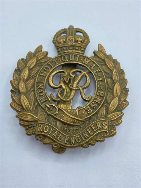 WW British Army Royal Engineers George VI Cypher Slider Cap Badge In Corps Services Badges