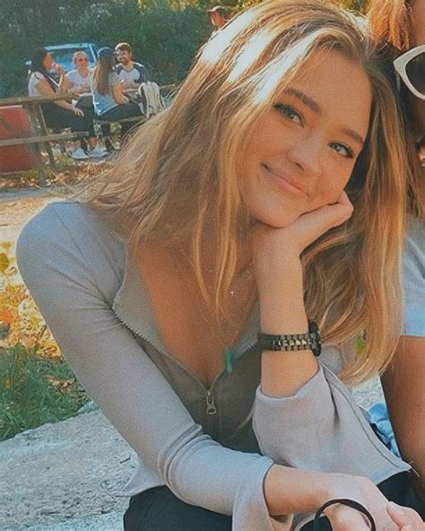 lesa on instagram “the definition of beautiful💌💐” blonde girl selfie teenage girl