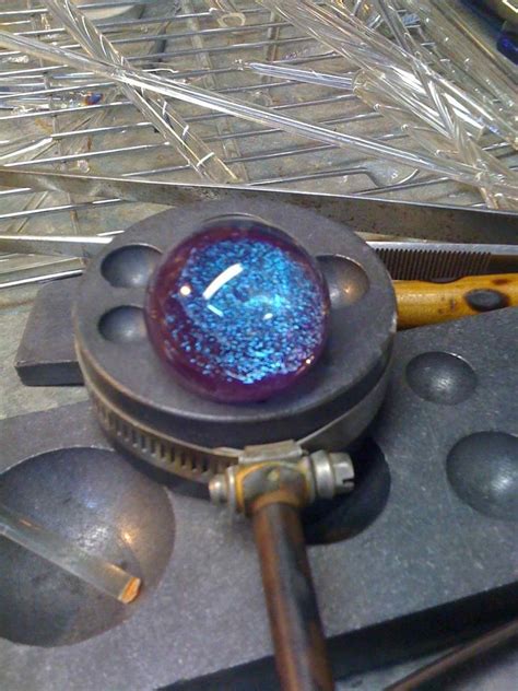 A Look At How To Make Hand Blown Glass Marbles Feltmagnet
