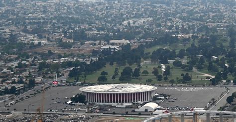 La Clippers Chairman Buys Olympic Venue To Aid Construction Of