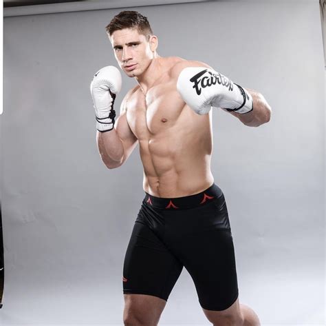 Bekijk de nieuwste video's van hashtags: Rico Verhoeven / SeiSei - Glory heavy weight world champion the king of kickboxing. - Blog ...