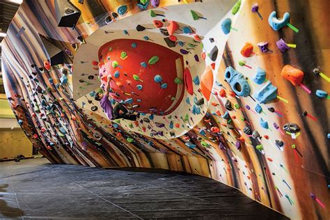 Americas 10 Best Climbing Gyms