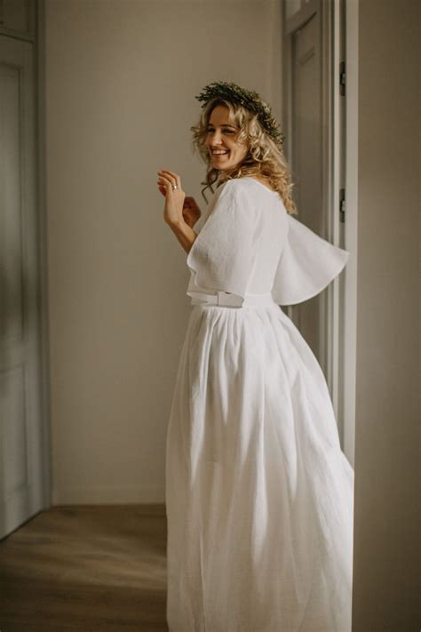 Linen Bohemian Wedding Dress Handcrafted World Wide Shipping Cozyblue