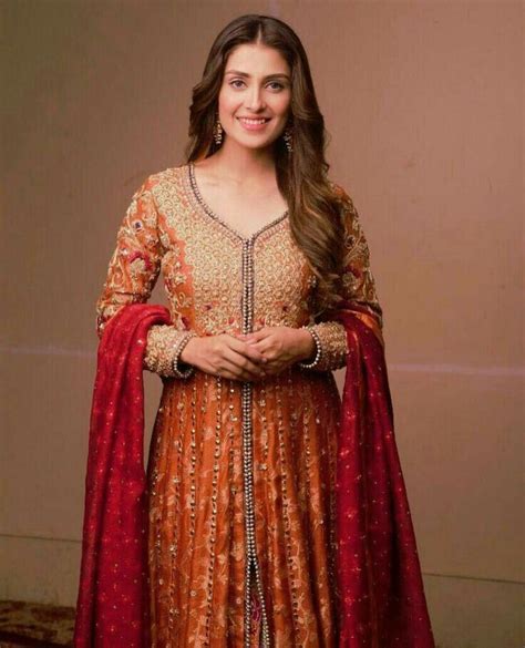 Ayeza Khan Pakistani Outfits Dulhan Dress Pakistani Dresses