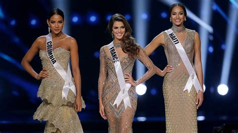 Miss france iris mittenaere wins miss universe 2016! Iris Mittenaere est élue Miss Univers - Cosmopolitan.fr