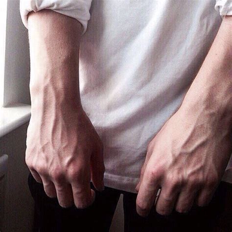 Pin By On Hand Veins Hand Reference Arm Veins