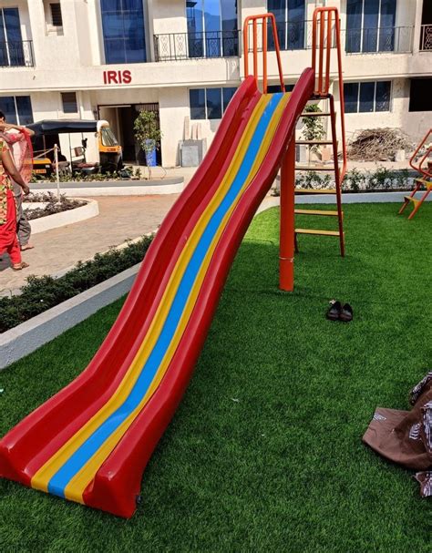 Red Fibreglass Frp Playground Wave Slide For Outdoor Age Group 4 To