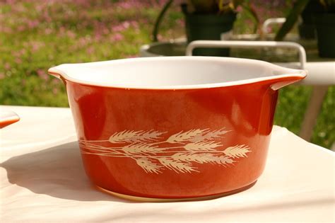 Pyrex Autumn Harvest Wheat Pattern Cassarole Dishes And Lids Etsy