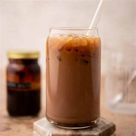 Easy Iced Mocha Latte Recipe Lifestyle Of A Foodie