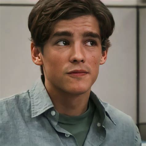 richard grayson dick grayson handsome faces handsome men titans tv series brenton thwaites