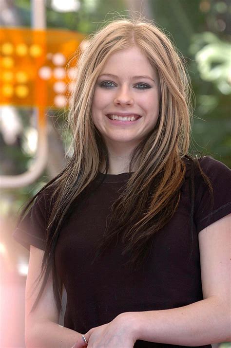 Avril lavigne — complicated (let go 2002). Avril Lavigne - Avril Lavigne Photo (5865215) - Fanpop