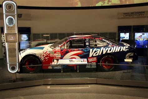 Последние твиты от nascar hall of fame (@nascarhall). Mark Martin Diecast - Mark Martin NASCAR Diecast Cars