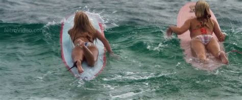 Annasophia Robb Lorraine Nicholson Nude In Soul Surfer