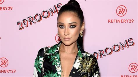 Shay Mitchell Posts Her Pretty Little Liars Audition Tape And Shares How She Got The Role