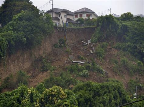 Manipur Landslide Assam Toll At 9 Injured Return Home Business