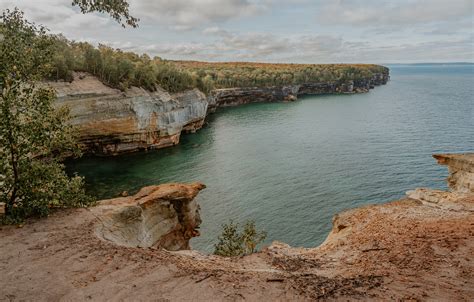 The Ultimate Pictured Rocks Elopement Guide Lume Photography