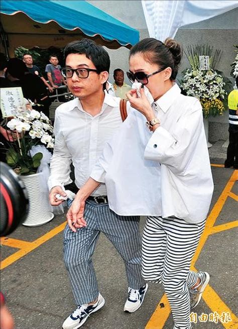 Wèi, shì xuésheng sùshè ma? 女兒淚崩別歡歡 江國賓盼續前緣 - 自由娛樂