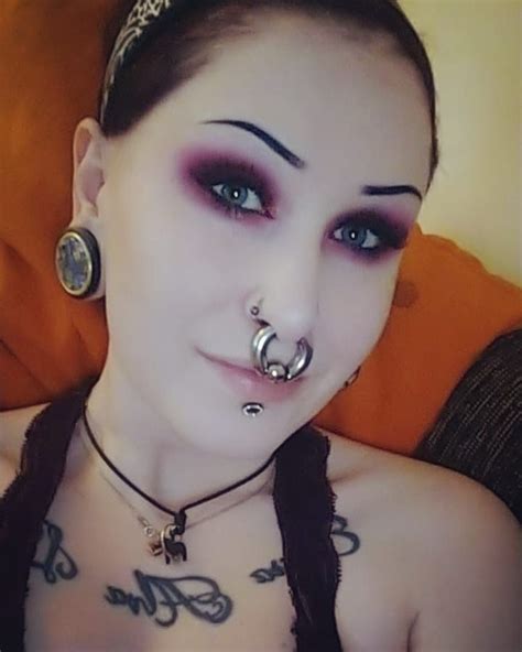 Women With Huge Septums Unique Body Piercings Septum Labret Septum