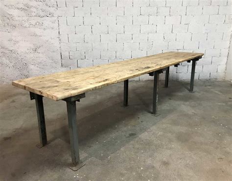 Table multifonctionnelle, résistante et ergonomique idéale pour environnements professionnels et pour ateliers domestiques. Immense table de travail d'atelier bois et métal 377 cm