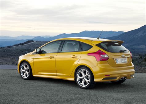 2012 Ford Focus St Hd Pictures