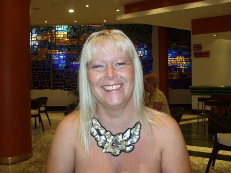 Dizzymiz 51 From Sheffield Is A Local Granny Looking For Casual Sex