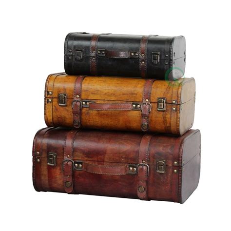 Vintiquewise 3 Colored Vintage Style Luggage Suitcasetrunk Set Of 3