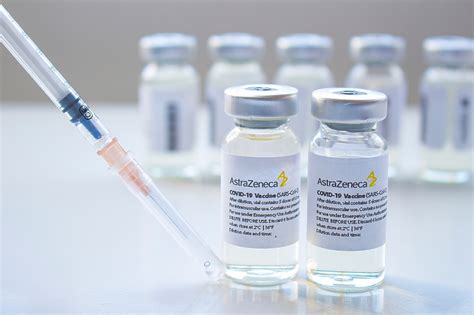 Některé země se kvůli riziku krevních sraženin už rozhodly tento přípravek nepoužívat pro lidi mladší 60 let. EU i AstraZeneca na pragu prevazilaženja sukoba ...