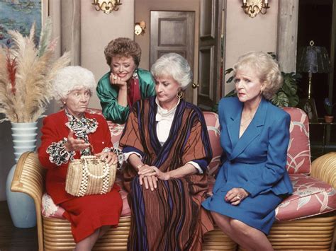 The Golden Girls Hulu Removes Episode Of Us Sitcom Over Blackface Joke The Independent The