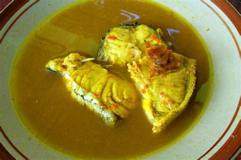Lempah kuning merupakan hidangan sup ikan khas bangka belitung. Faiz MasterChef Indonesia Bikin Lempah Kuning Khas Bangka ...