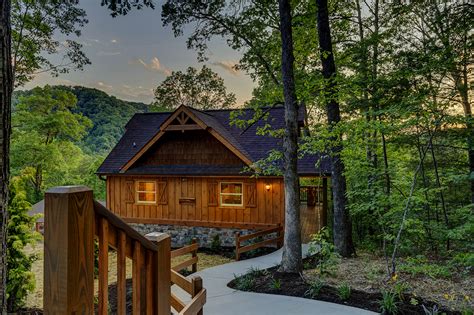 A Cozy Mountain Hideaway Luxury 1 Bedroom Cabin Smoky Mountain
