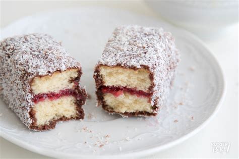 Lamingtons are quite popular at bake sales, and anyone growing up in australia will know of the lamington drives, a fundraising event (usually in schools) where lamingtons would be sold by the. Rutger bakt wat jij wilt... lamingtons! - Rutger Bakt