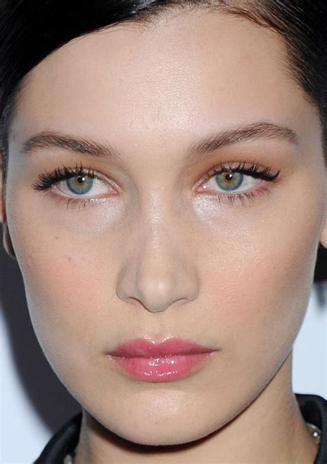 close up of bella hadid at the 2016 daily front row fashion los angeles awards celebrity makeup