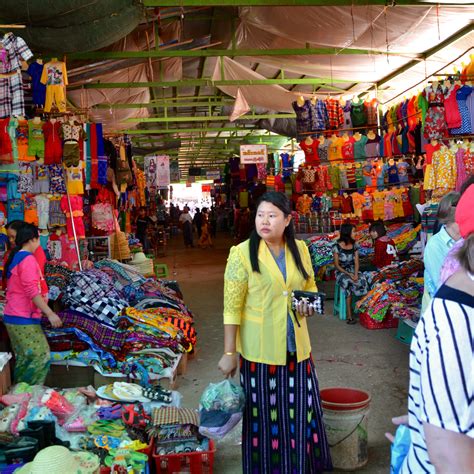 Why I Love Shopping In Foreign Markets Designdestinations