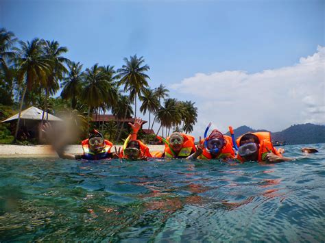 PULAU PAGANG DAN PULAU PASUMPAHAN Snorkeling