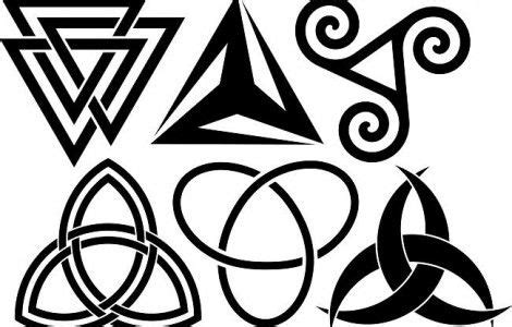 There are many celtic knots that are popular tattoo designs but none quite so much as the triquetra. celtic tribal tattoo designs and meanings | Nail Art Tattoo | Celtic tribal tattoos, Celtic ...