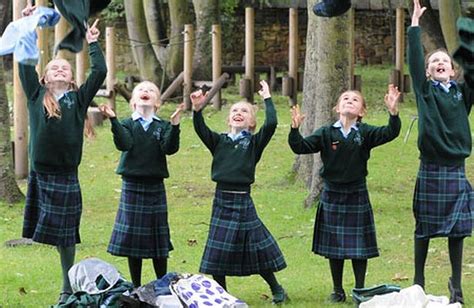 Finn de beste gratis arkivbildene om #england. Das schottische Schulsystem | schottlandinfos.de