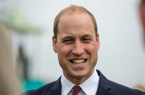 Born 21 june 1982) is a member of the british royal family. Photos Of Prince William's Shaved Head - Simplemost